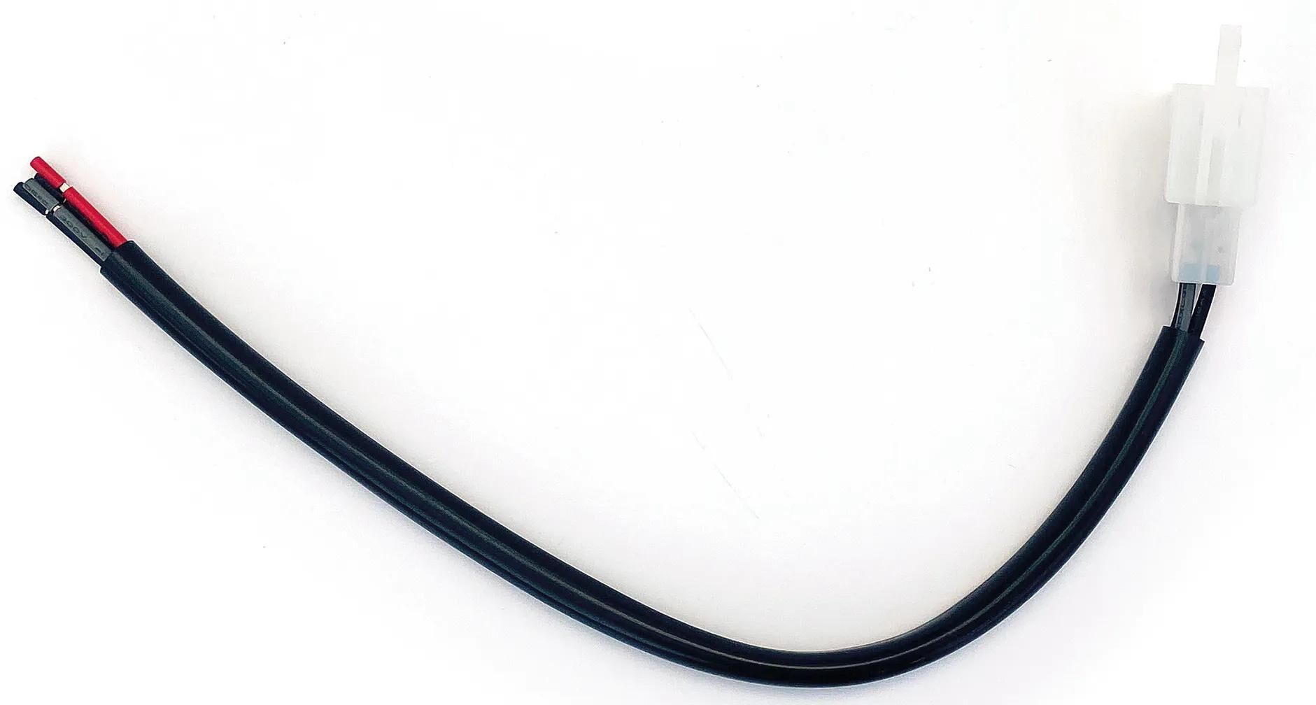 Câble adaptateur Kellermann i.nex kl avec ensemble de fiches pour accessoires électroniques et connecteurs.